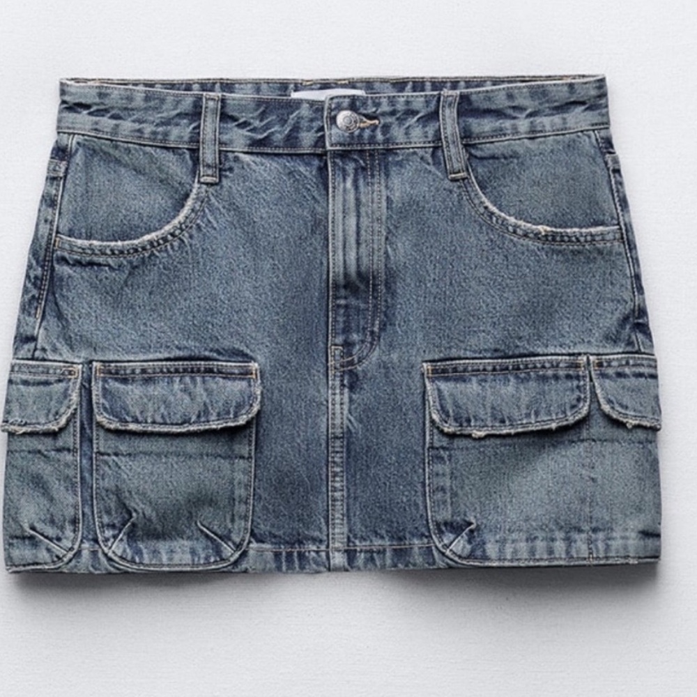 Zara denim mini cargo skirt